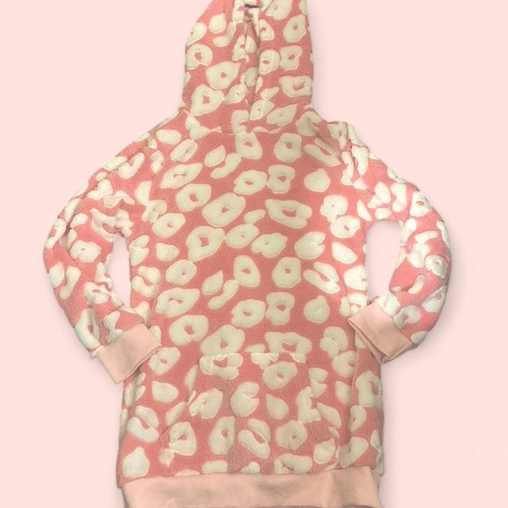 Girls Pink and white Hoodie size 7/8 "130"